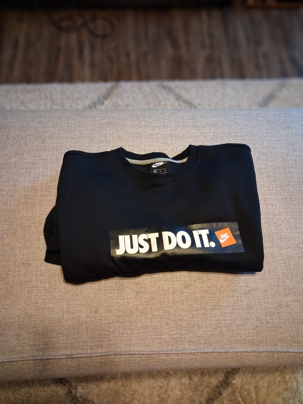 Nike Men’s Black 'Just Do It.' Crewneck Sweatshirt
